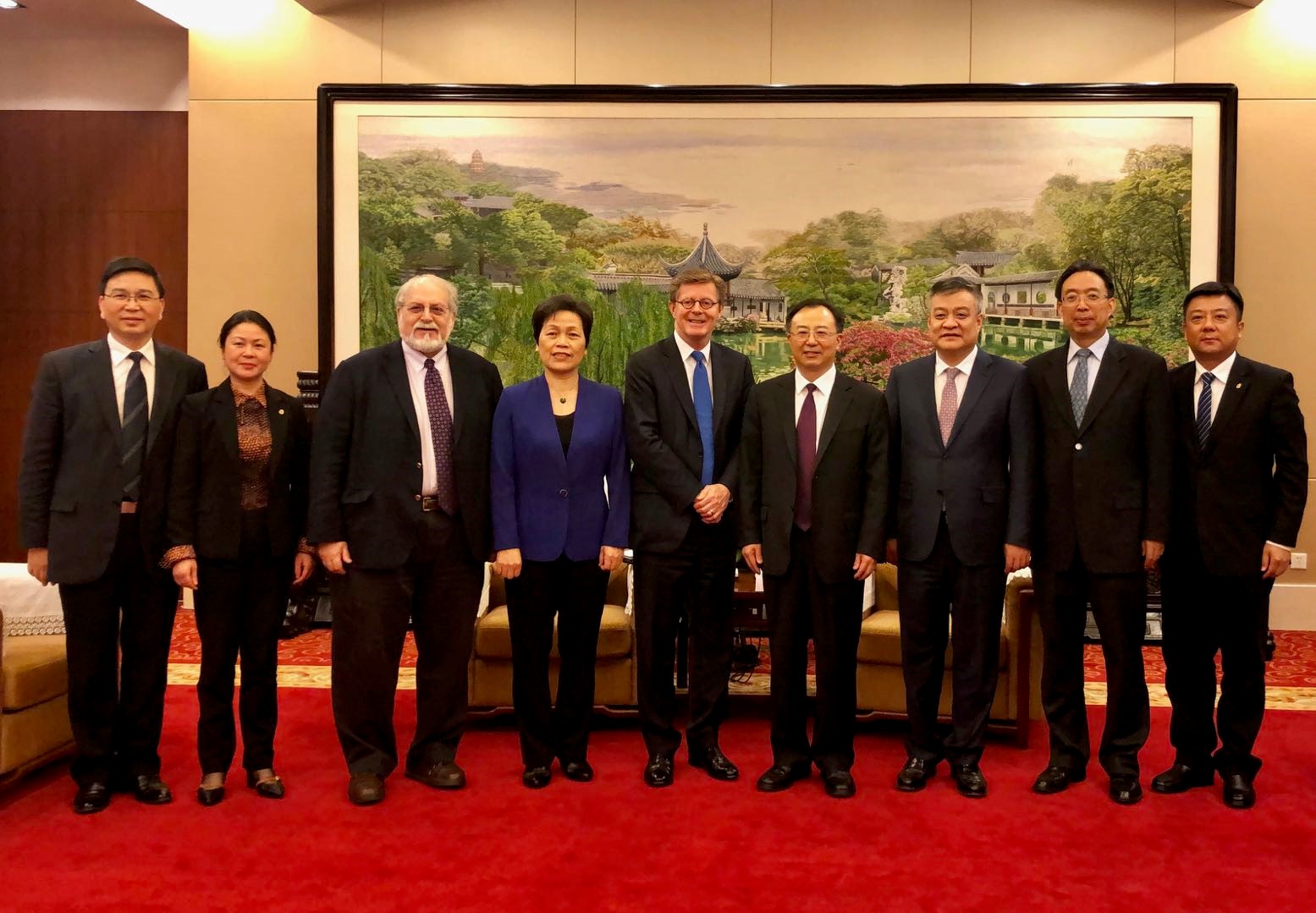 杜克大学校长与中国教育部部长、江苏省省长和武汉大学校长会面 2 jian mian hui 002