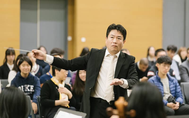 dean a catalyst to dkus burgeoning music community inset2