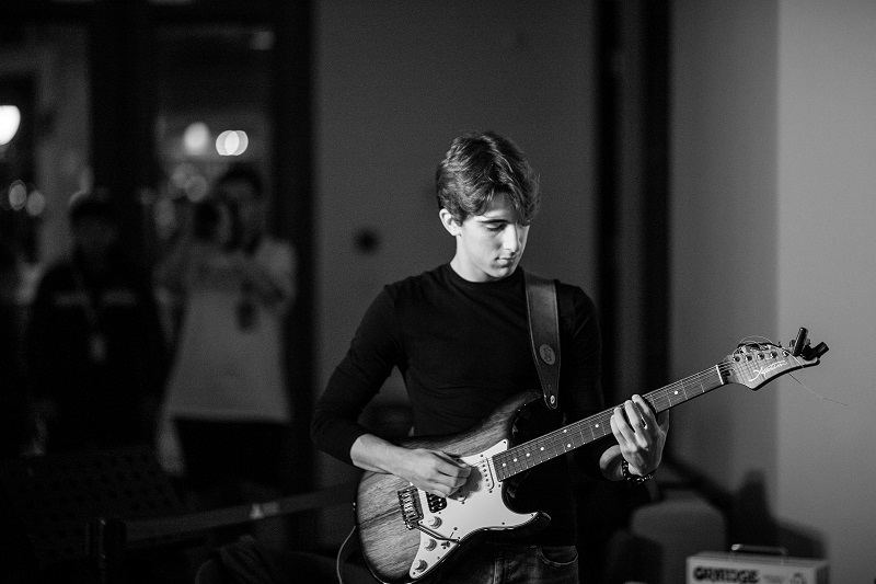 Not just money and markets: DKU students gain 360-degree perspective in economics 2 dku students gain 360 degree perspective in economics leonardo barbara 01 0